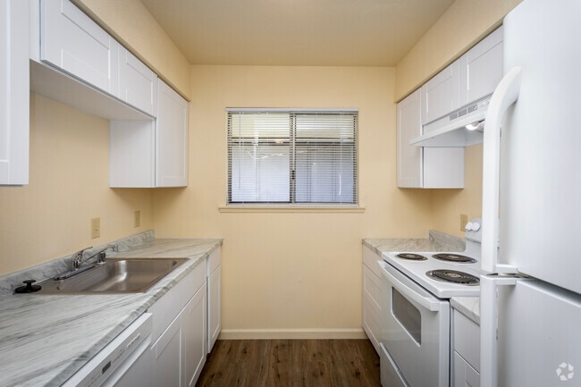 Interior Photo - Garden East Apartments