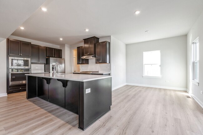 Building Photo - 957 kayla Ct