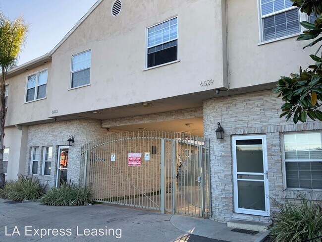 Building Photo - 6633 Crenshaw Blvd