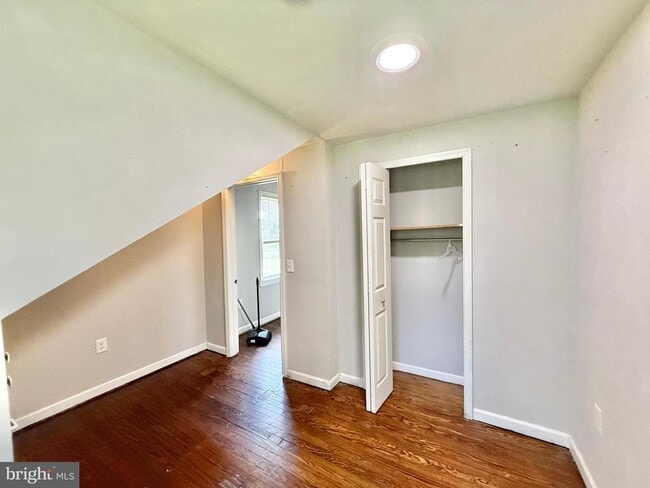 Building Photo - 2544 42nd St