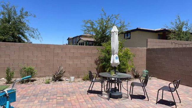 Building Photo - 3114 Molinos Dr