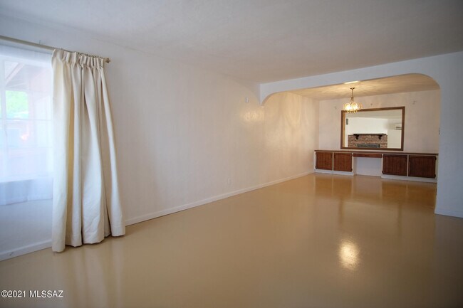 Foto del edificio - 4917 E Timrod St