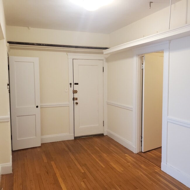 Building Photo - 7 Lothian Rd