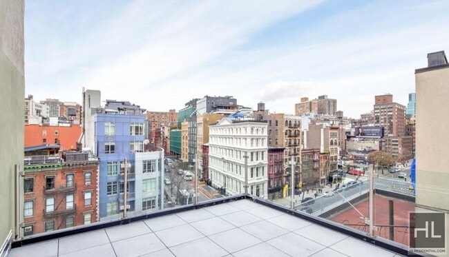 Building Photo - BOWERY