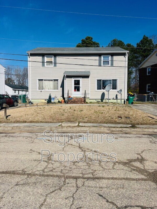 Foto del edificio - 2249 Dellrose Dr