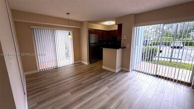 Building Photo - 7640 Westwood Dr