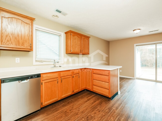 Building Photo - 151 Union Ridge Dr