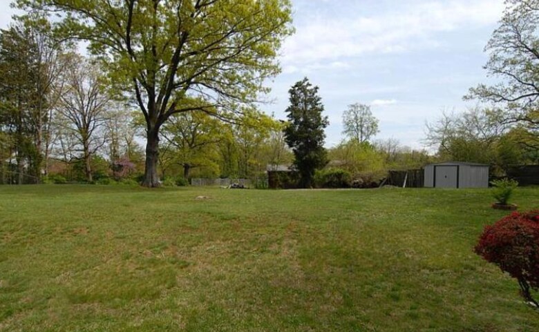 Foto del edificio - 3921 Forest Grove Dr