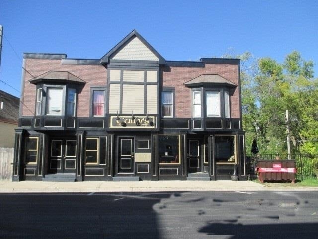 Primary Photo - 212 S Water St