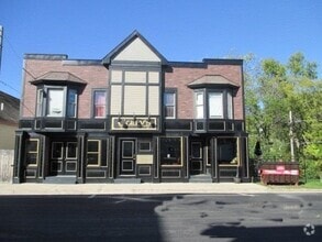 Building Photo - 212 S Water St