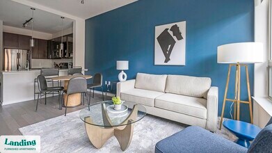 Building Photo - 825 Usener St