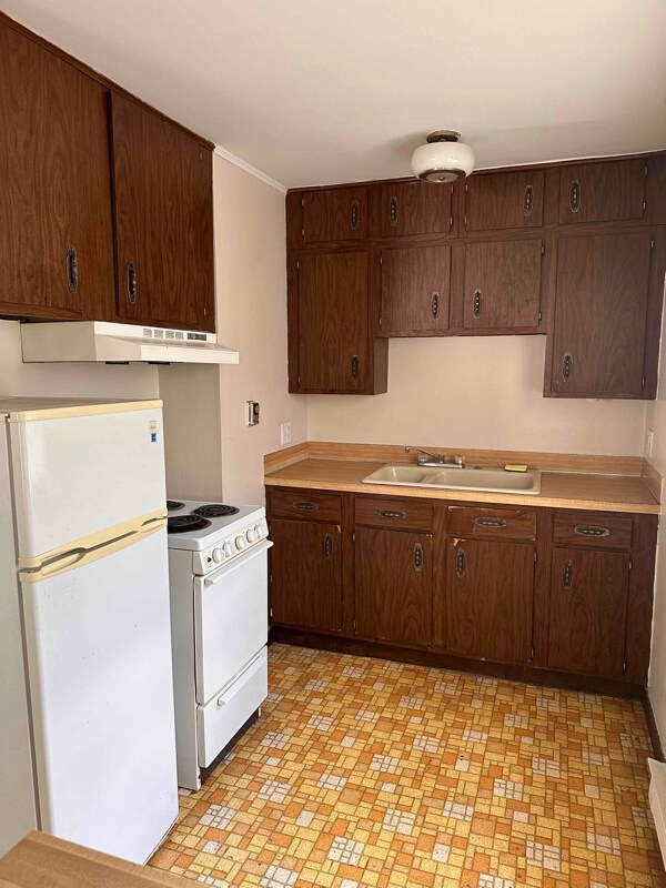Foto del edificio - 311 N Van Buren St