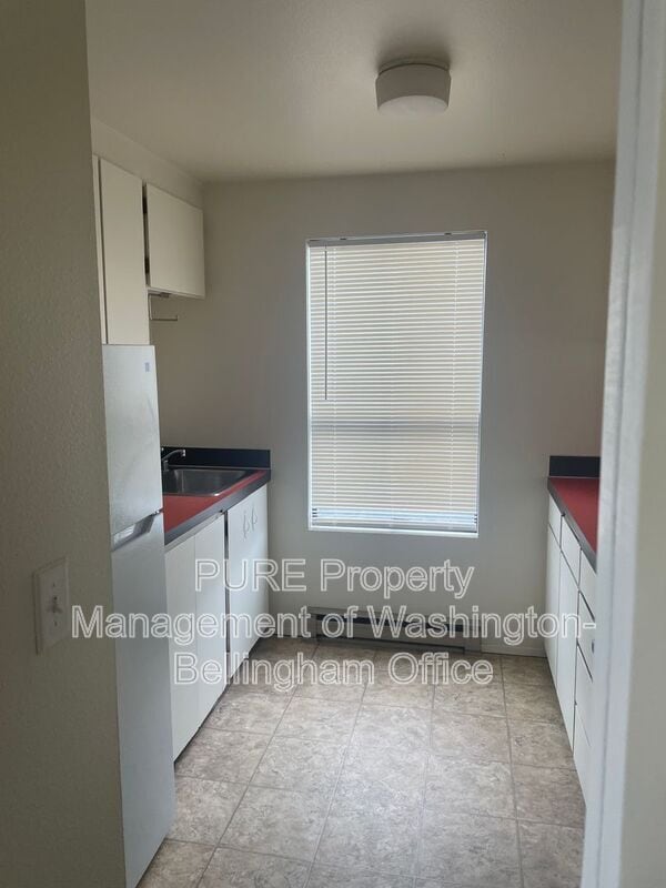 Building Photo - 2311 Woburn