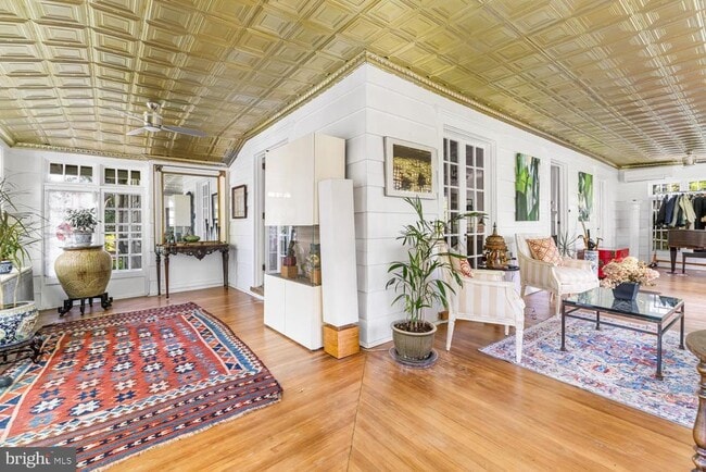 Foto del edificio - 9343 Stenton Ave