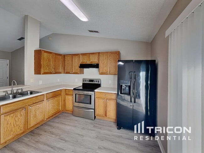 Foto del edificio - 938 Millenbeck Ave