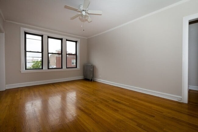 Building Photo - 4101 N Kedzie Ave