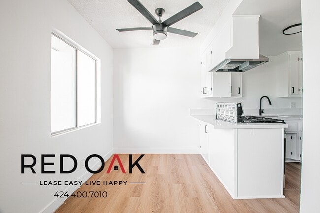 Building Photo - 7395 Emily Ln