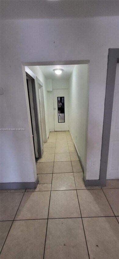 Primary Photo - 123 NW 118th St