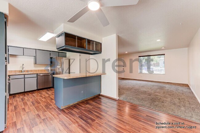 Building Photo - 13543 SW 64th Ave