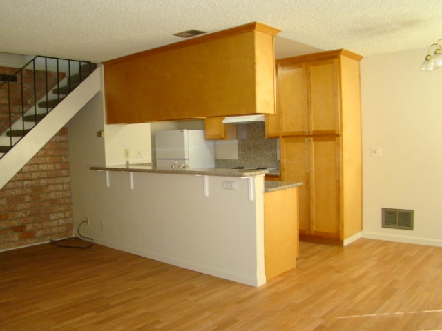 Building Photo - 2300 Samaritan Plz