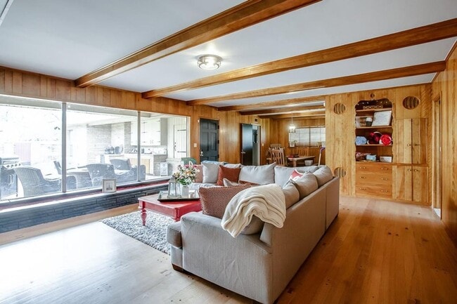 Building Photo - Spacious 4-Bedroom Home with Dual Living Areas