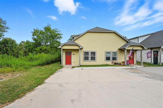 Foto principal - 411 E Elm St