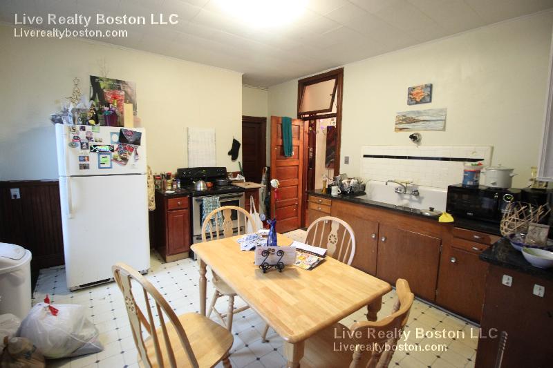 30 Waverly St, Boston, MA 02135 30 Waverly St Boston, MA