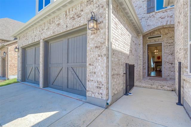 Building Photo - 8504 Pine Valley Dr