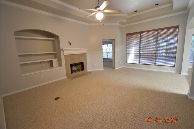 Building Photo - 2521 Lakeside Landing
