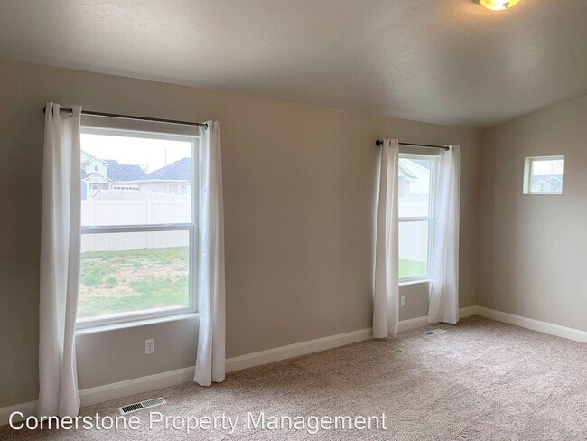 Foto del edificio - 3 br, 2 bath House - 17406 N Flagstaff Way