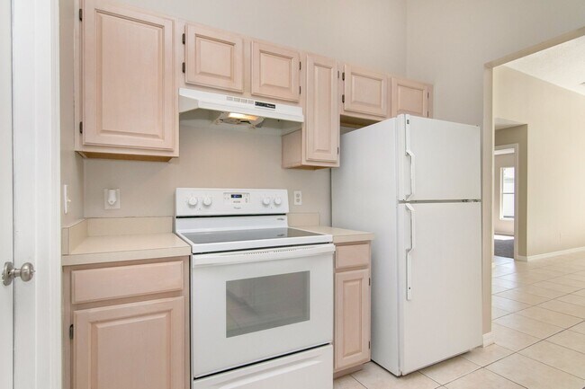 Foto del edificio - RENT BY MARCH 15TH and RECEIVE 2 WEEKS OFF...