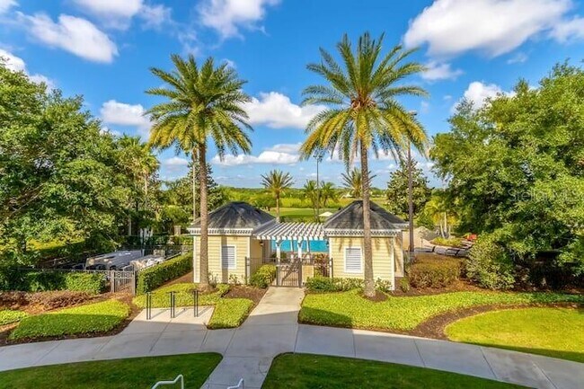 Foto del edificio - 7625 Heritage Crossing Way