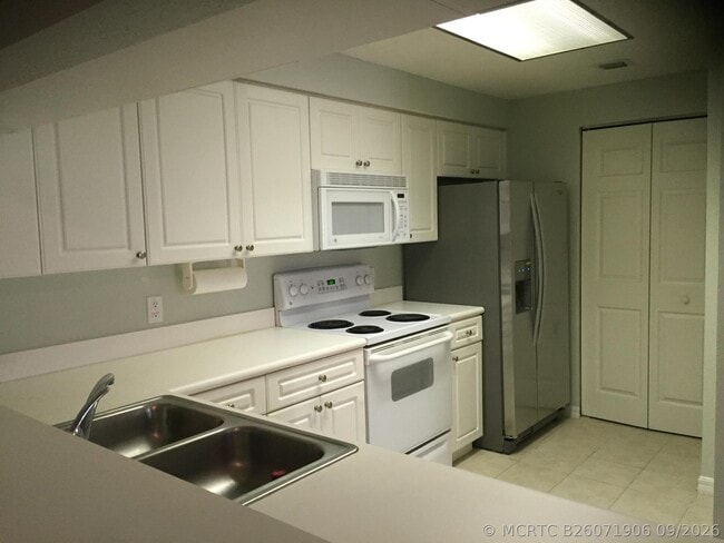 Building Photo - 2726 Anzio Ct