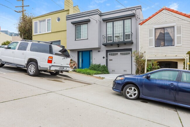 Foto del edificio - 107 Maddux Ave