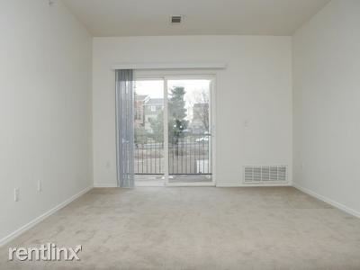 Building Photo - 700 W 91st Ave