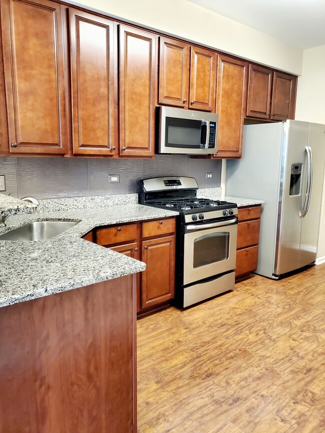 Building Photo - 11950 Brunschon Ln