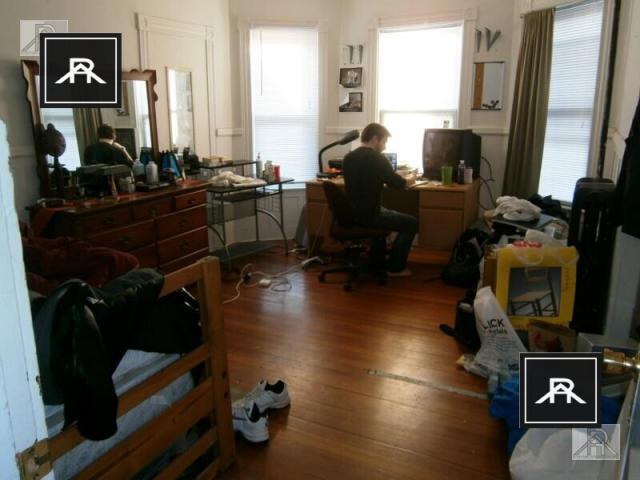 Foto del edificio - 4 bedroom in Allston MA 02134
