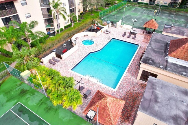 Foto del edificio - 10501 W Broward Blvd