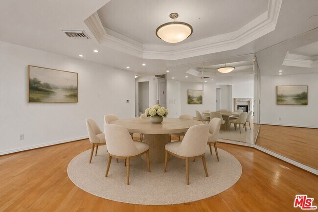Foto del edificio - 430 N Oakhurst Dr