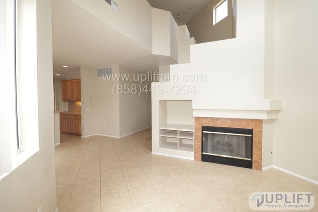 Building Photo - 3 Bed, 2.5 Bath Condo in Cornerstone Scrip...