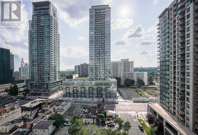 Photo du bâtiment - 238 Doris Ave