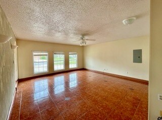 Building Photo - 2701 Willow Springs Rd