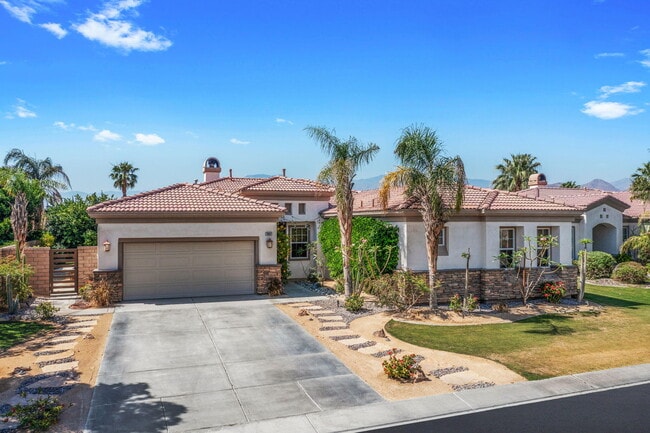 Building Photo - 79847 Viento Dr