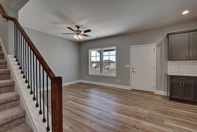 Building Photo - 330 Pauline Ingle Dr
