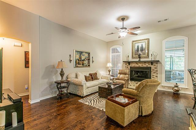 Building Photo - 607 Bel Air Dr
