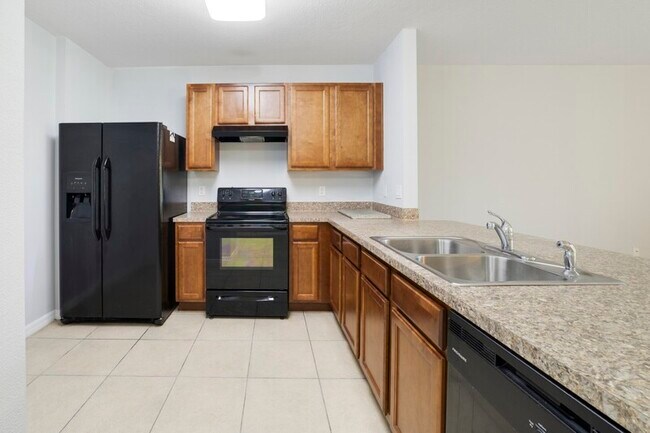 Building Photo - 257 Arbor Lakes Dr