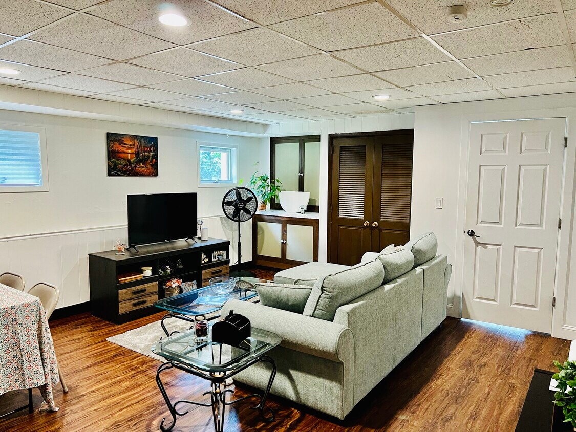 Foto principal - 129 Crisfield St