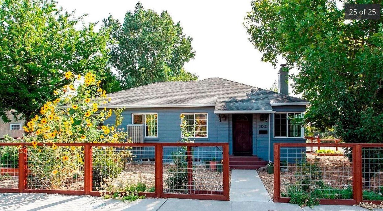 Foto principal - 3 bed 1.5 bath plus Office/Den Old South West Reno