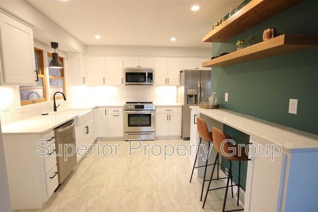 Building Photo - 626 S Midvale Blvd