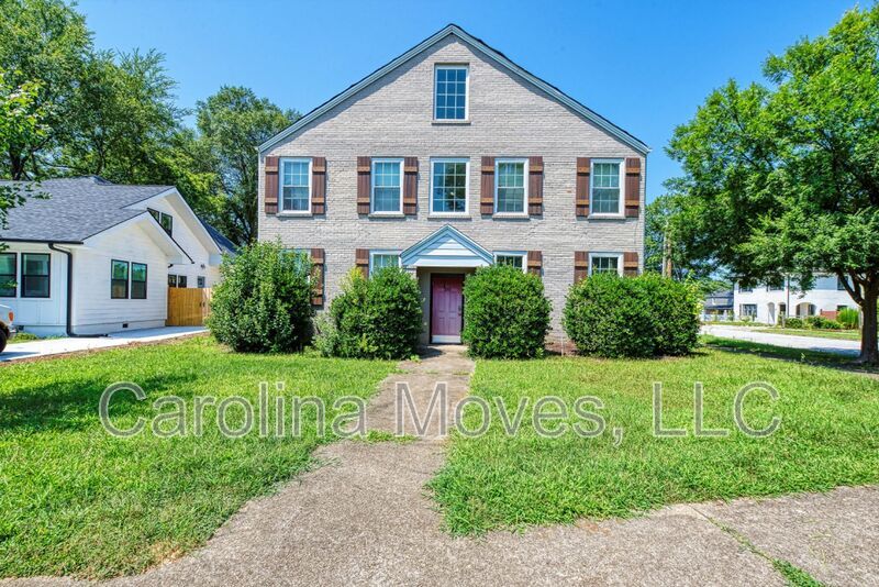 Primary Photo - 100 Elm St